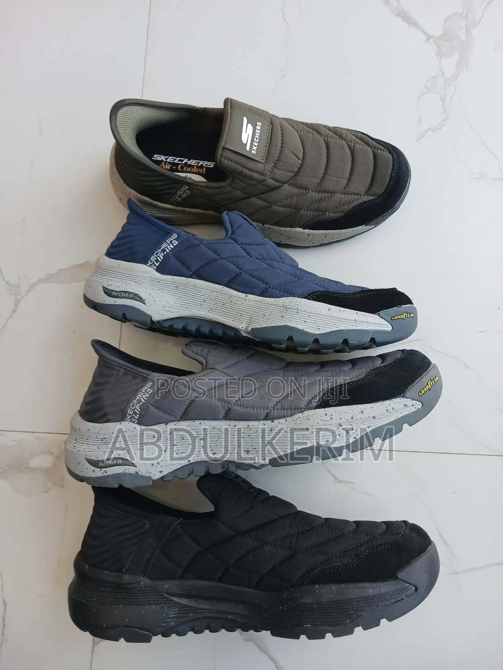Skechers Hands Free Slip-Ins