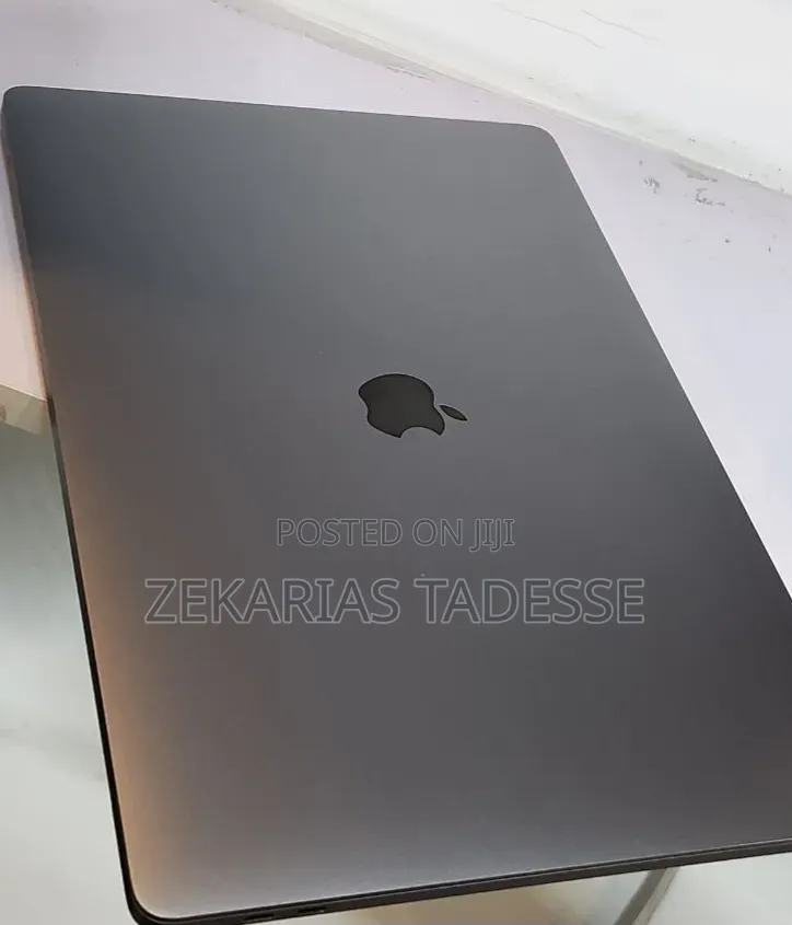 New Laptop Apple MacBook Pro 2019 32GB Intel Core i7 SSD 512GB
