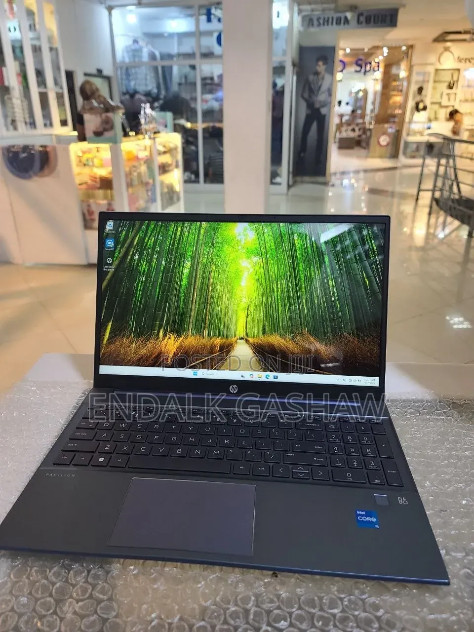 New Laptop HP Pavilion 15 16GB Intel Core i7 SSD 512GB