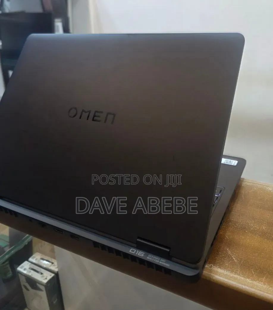 New Laptop HP Omen 16 16GB Intel Core i7 SSD 1T