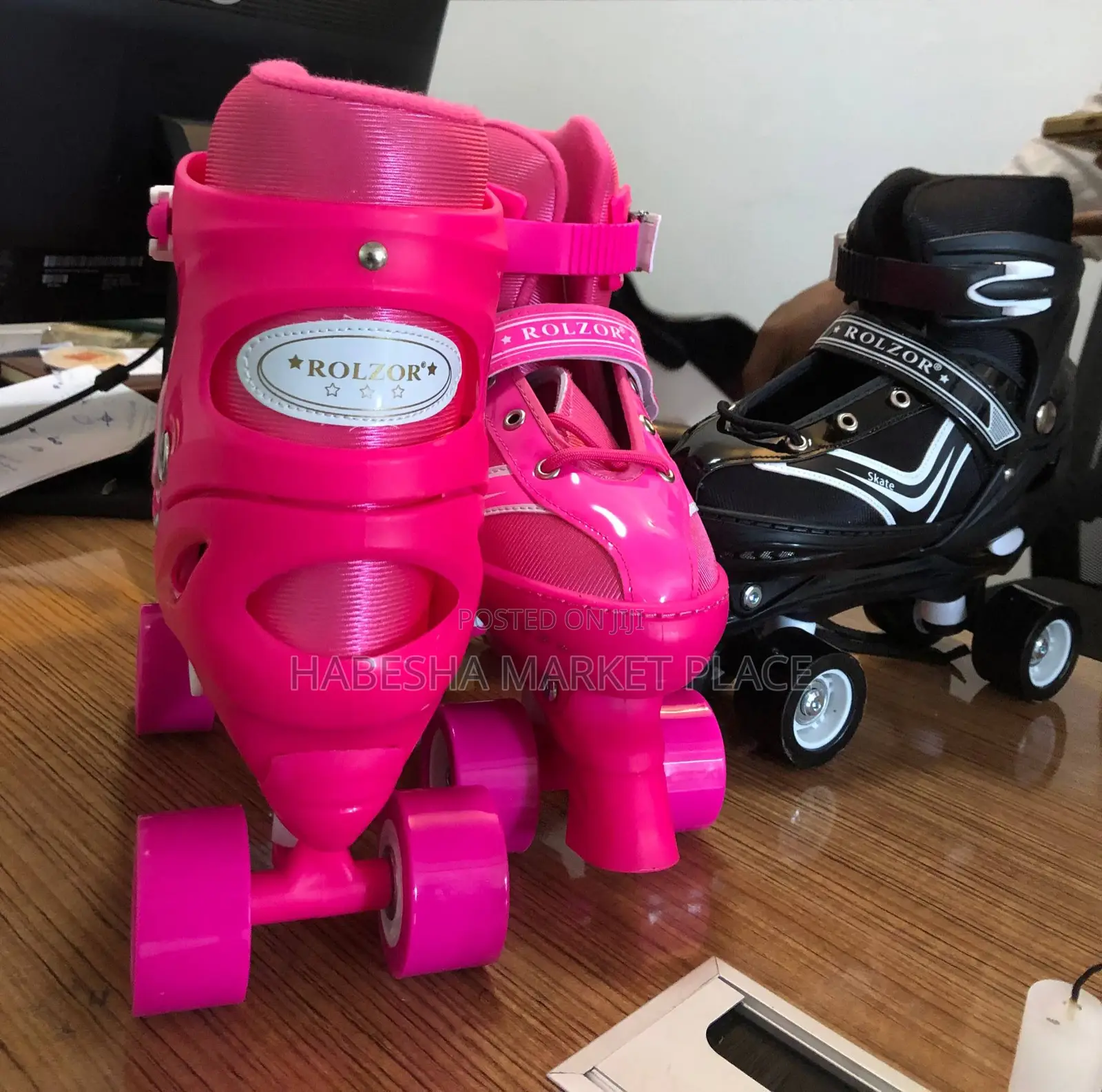 Adjustable Skate Shoes Helmet and Guard