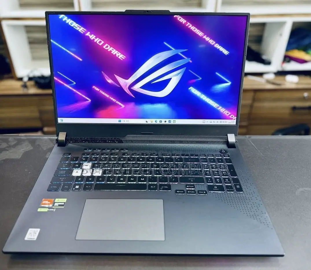 New Laptop Asus ROG Strix G17 16GB AMD Ryzen 9 SSD 1T