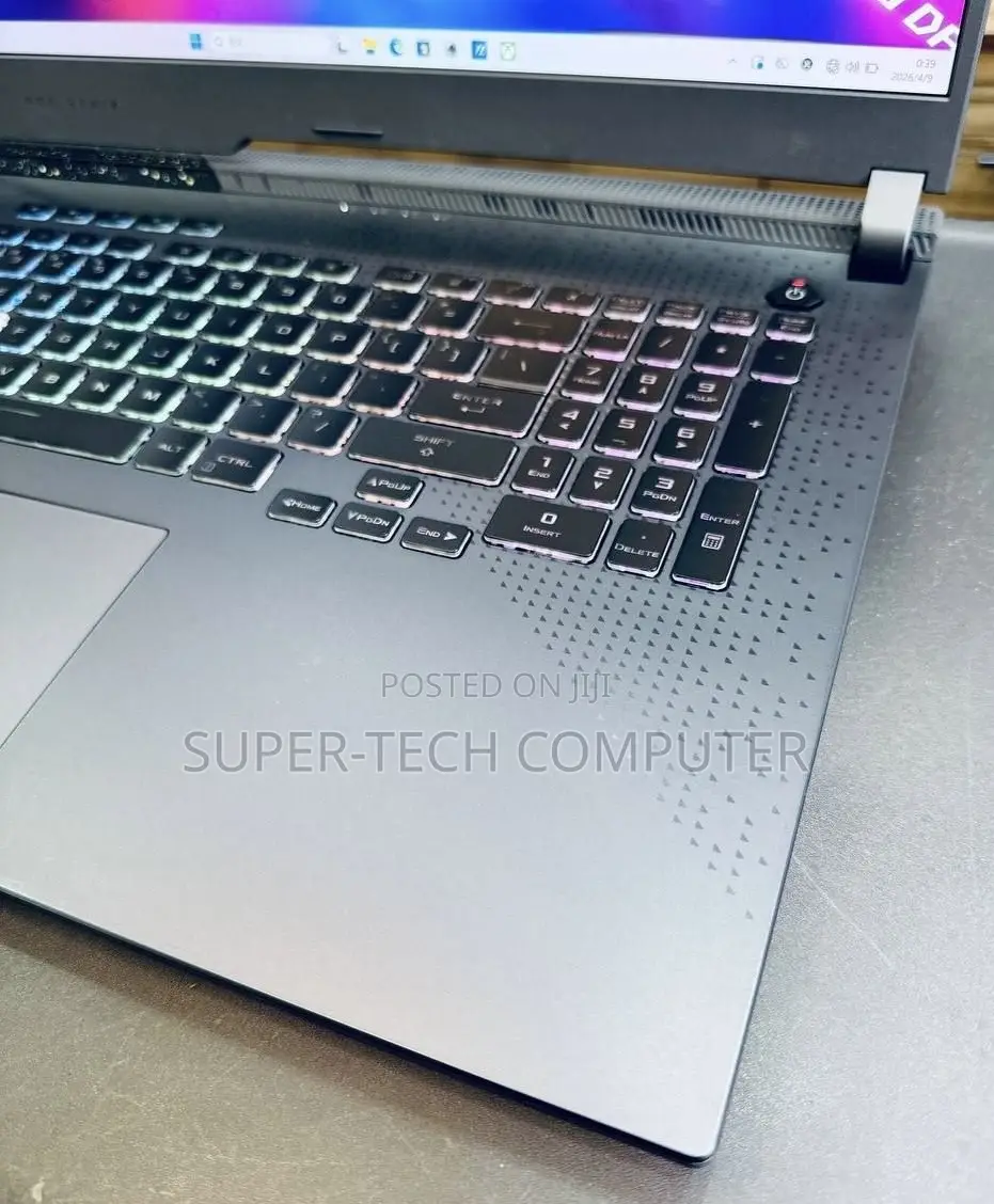 New Laptop Asus ROG Strix G17 16GB AMD Ryzen 9 SSD 1T