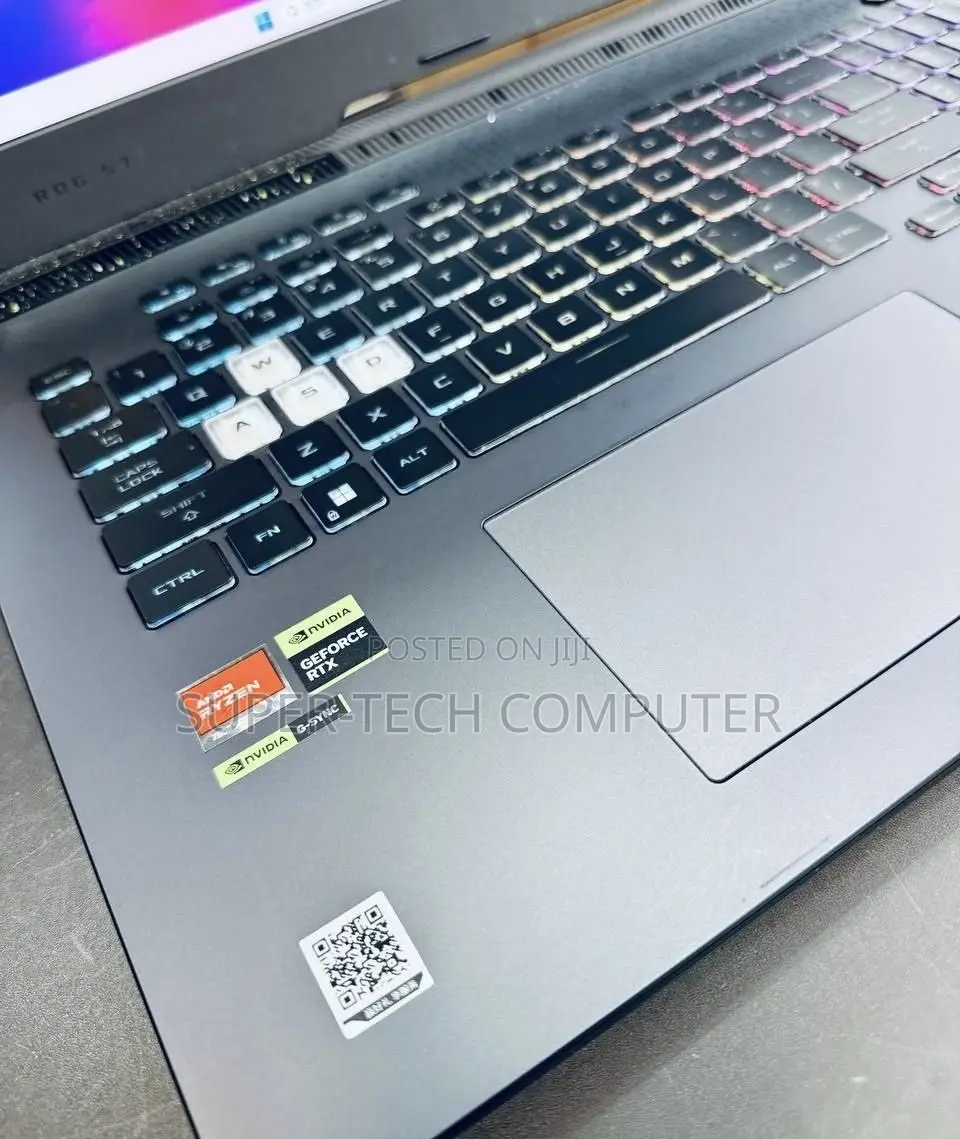 New Laptop Asus ROG Strix G17 16GB AMD Ryzen 9 SSD 1T