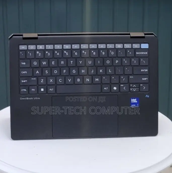 New Laptop HP OmniBook Ultra Flip 14" 16GB Intel Core Ultra 7 SSD 1T