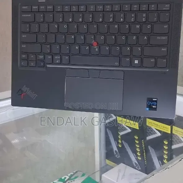 New Laptop Lenovo ThinkPad X1 Yoga 16GB Intel Core i7 SSD 512GB