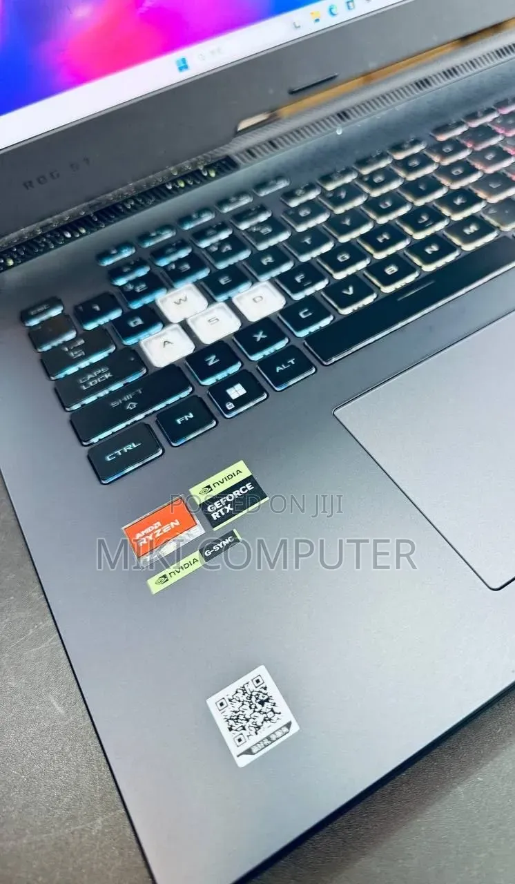New Laptop Asus ROG Strix G17 16GB AMD Ryzen 9 SSD 1T