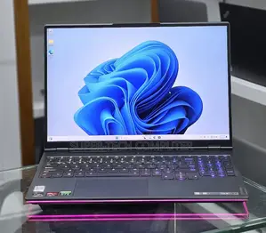 New Laptop Lenovo Legion Slim 5 16GB AMD Ryzen 9 SSD 1T