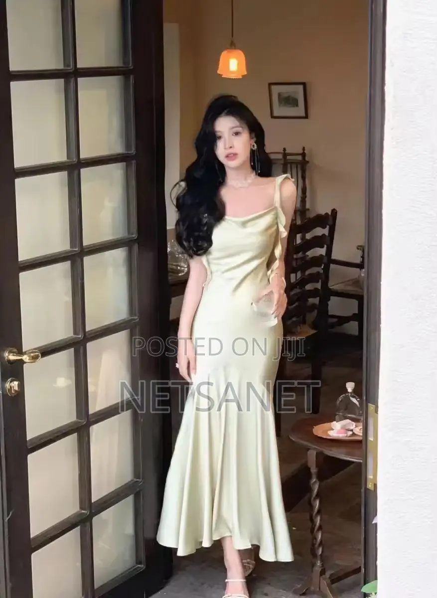 የሴቶች የእራት ቀሚስ (Dress) ለሰርግ እና ለተለያዩ ፕሮግራሞች የሚለበስ