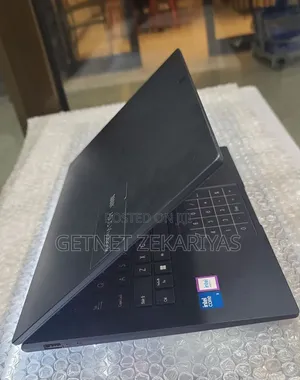 New Laptop Asus VivoBook 15 X505BA 16GB Intel Core 5 SSD 512GB