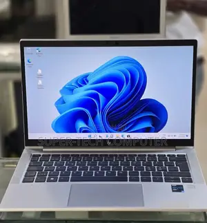 New Laptop HP EliteBook 830 G8 8GB Intel Core i5 SSD 512GB