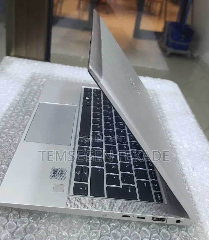 New Laptop HP EliteBook 840 G7 8GB Intel Core i5 SSD 512GB