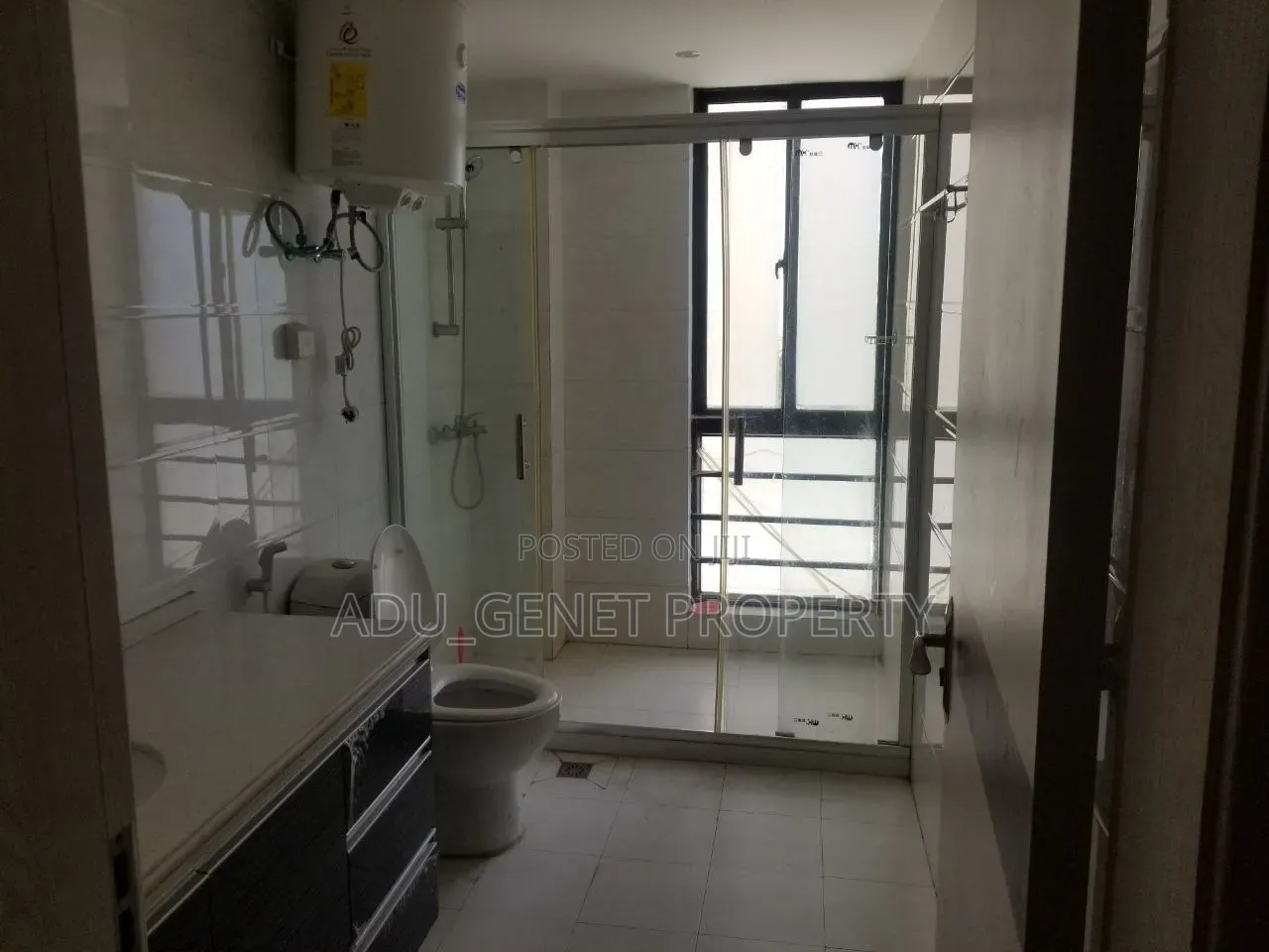 Furnished 2bdrm Apartment in Tsehaye, Bole for sale