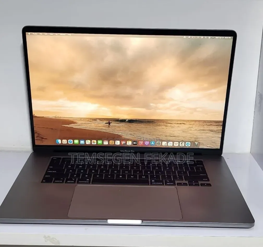 New Laptop Apple MacBook Pro 2019 32GB Intel Core i9 SSD 1T