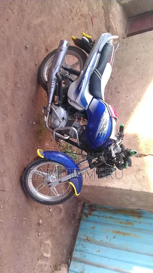 TVS HLX 125 2006