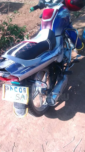 TVS HLX 125 2006