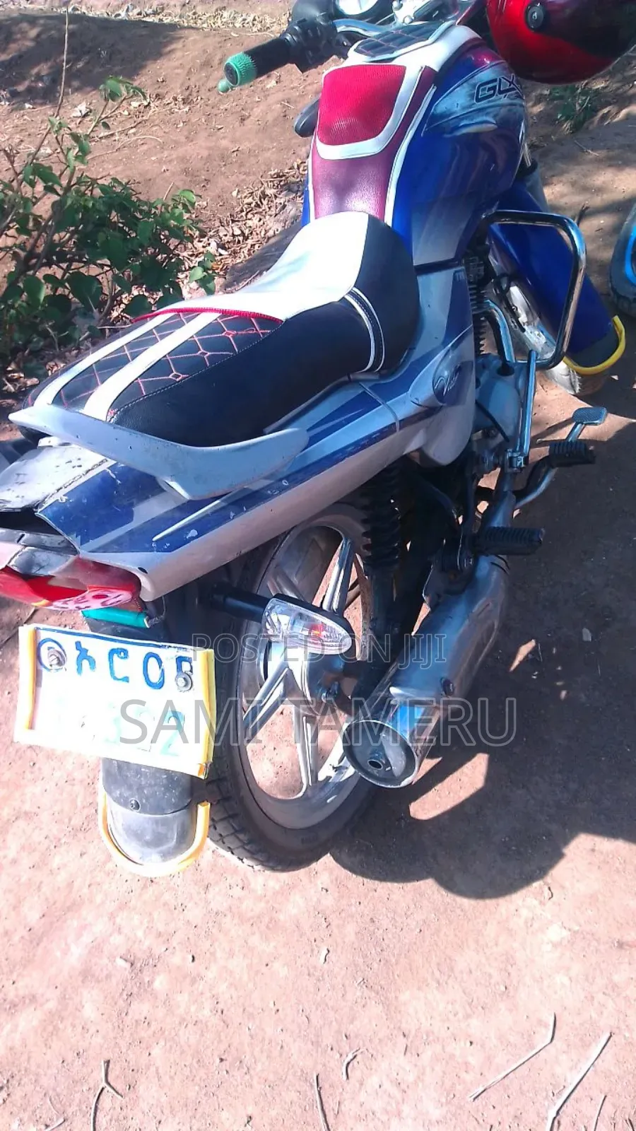 TVS HLX 125 2006