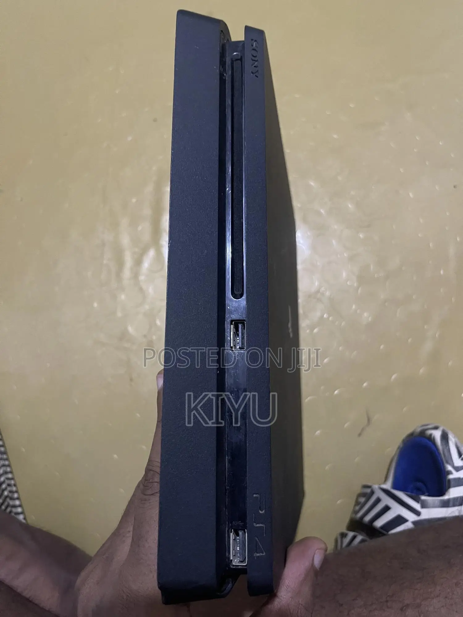 Slim Ps4 ,500 Gb