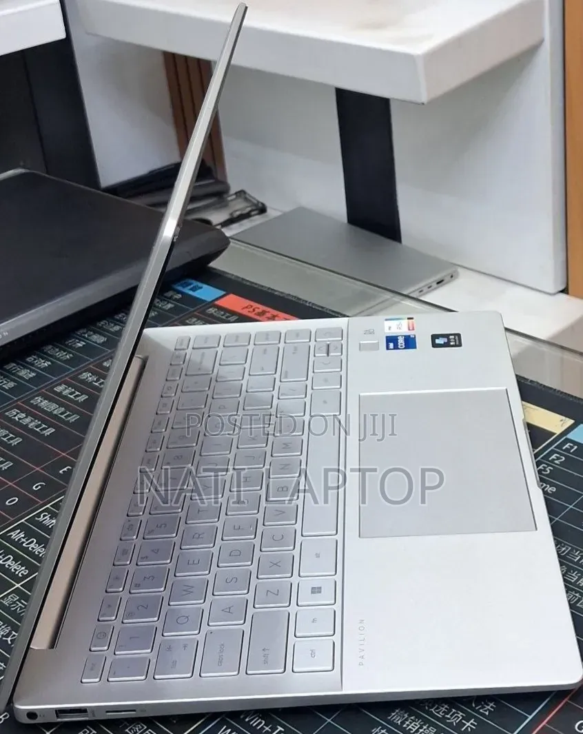 New Laptop HP Pavilion 14 16GB Intel Core i7 SSD 512GB