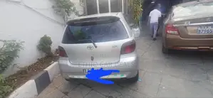 Toyota Vitz 2001 Silver