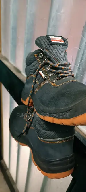 Finder Safety Shoe