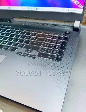 New Laptop Asus ROG Strix G17 16GB AMD Ryzen 9 SSD 1T