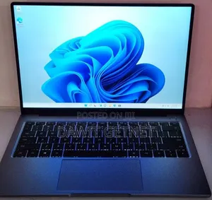 New Laptop Huawei MateBook 13 WRT-W19E 16GB Intel Core i7 SSD 512GB