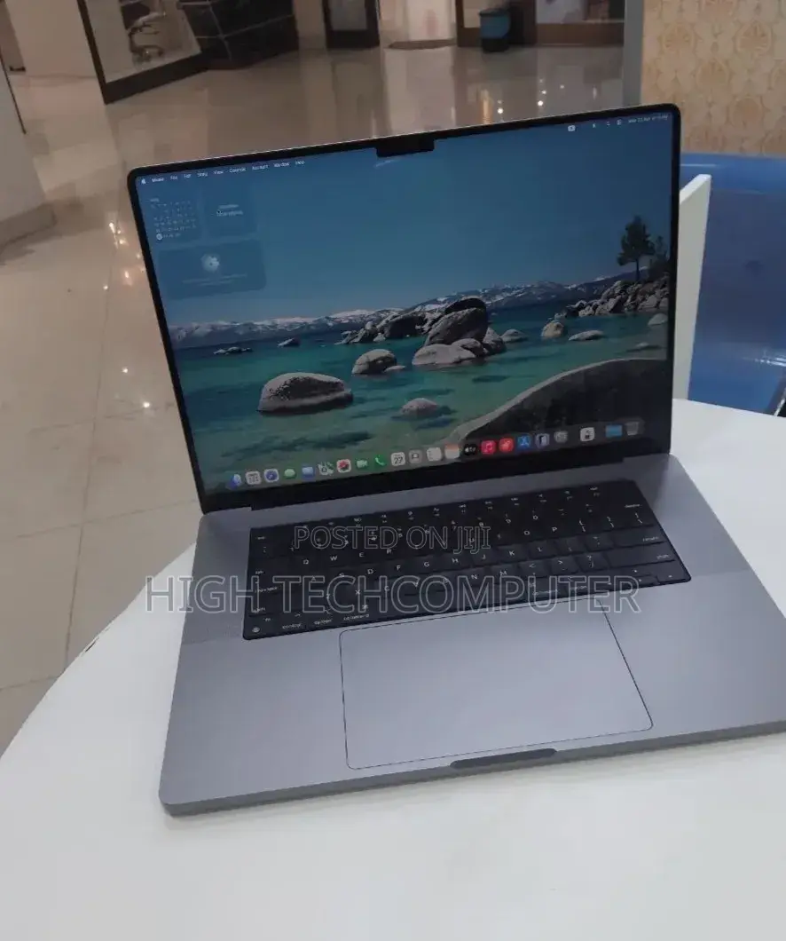 New Apple MacBook Pro 2026 M5 Max 16-inch 32GB Apple M1 Max SSD 1T