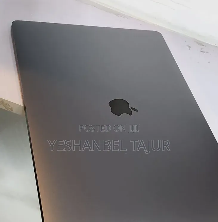 New Laptop Apple MacBook Pro 2019 32GB Intel Core i9 SSD 1T