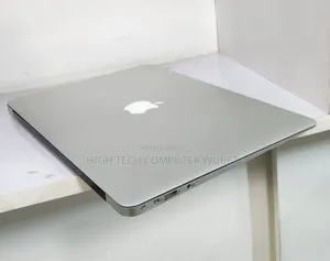 New Laptop Apple MacBook Air 2017 8GB Intel Core i7 SSD 256GB