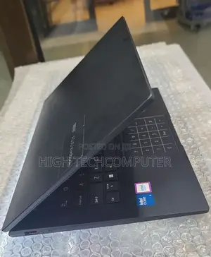 New Laptop Asus VivoBook 15 X505BA 16GB Intel Core i7 SSD 512GB