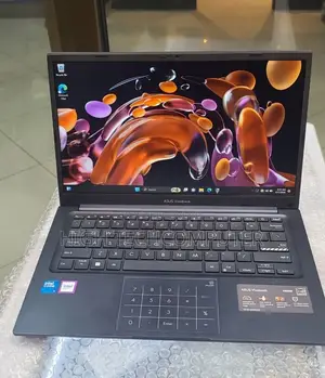 New Laptop Asus VivoBook 15 X505BA 16GB Intel Core i7 SSD 512GB