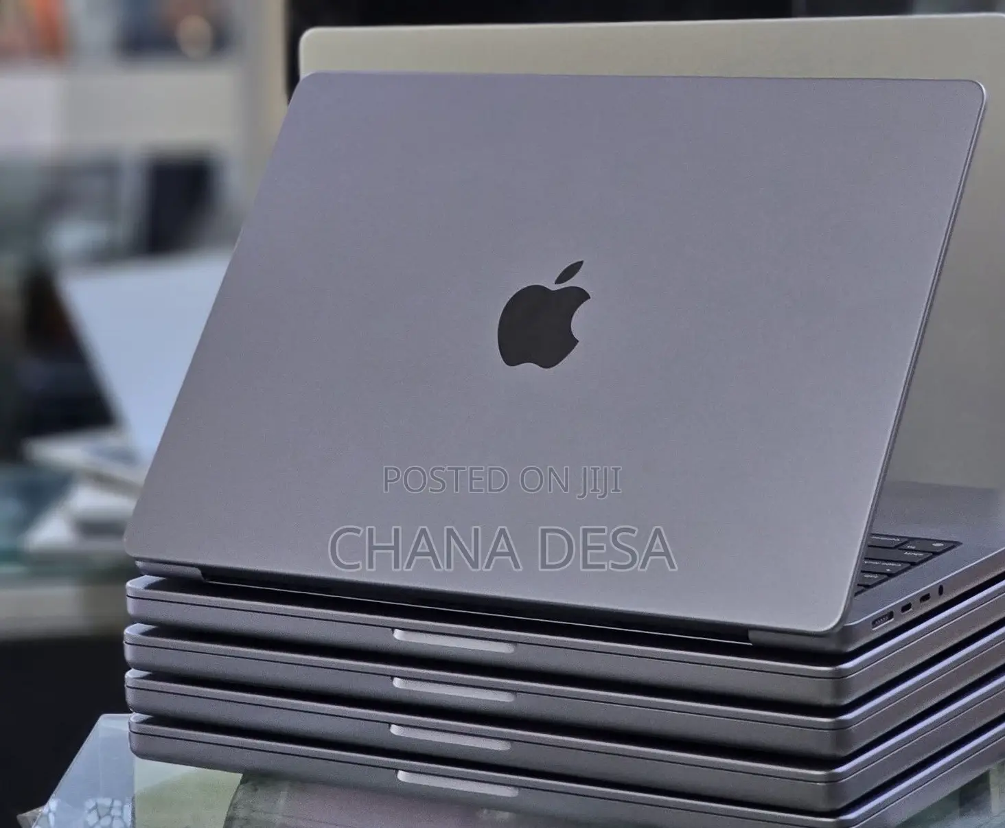 New Laptop Apple MacBook Pro M1 32GB Apple M1 Pro SSD 512GB