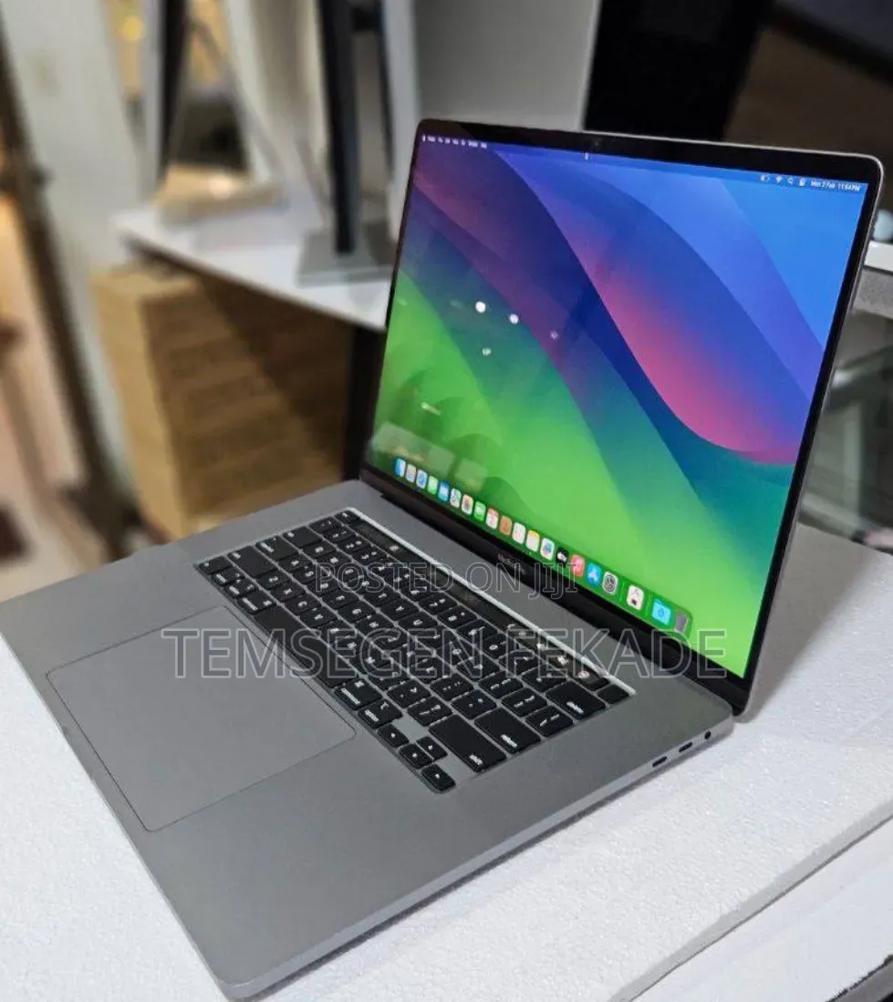 New Laptop Apple MacBook Pro 2019 32GB Intel Core i9 SSD 1T