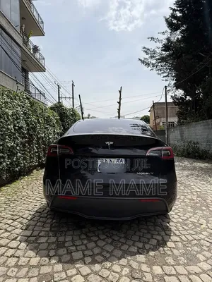 Tesla Model Y 2023 Black
