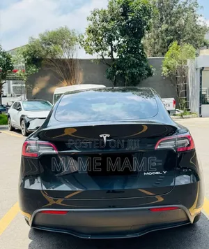 Tesla Model Y 2024 Black