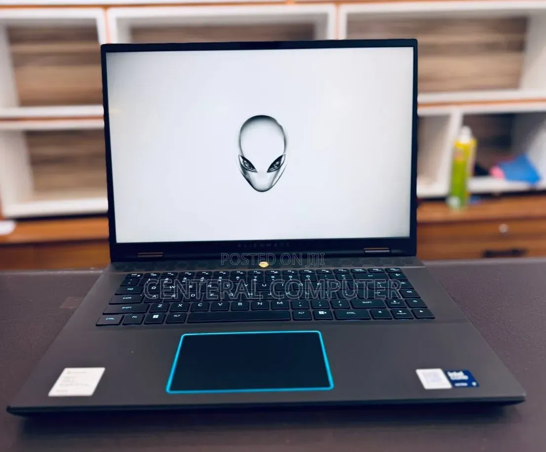New Laptop Alienware M15 r3 16GB Intel Core i7 SSD 1T