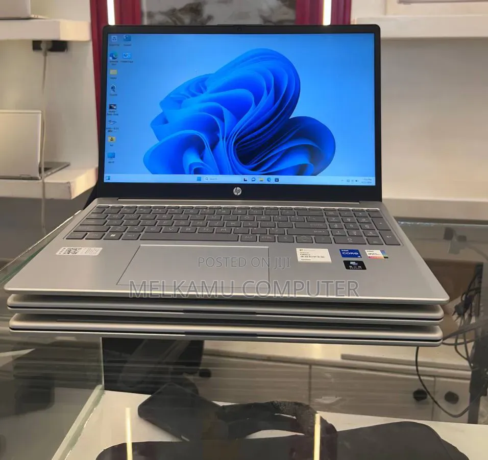 New Laptop HP Stream Notebook 16GB Intel Core i5 SSD 1T