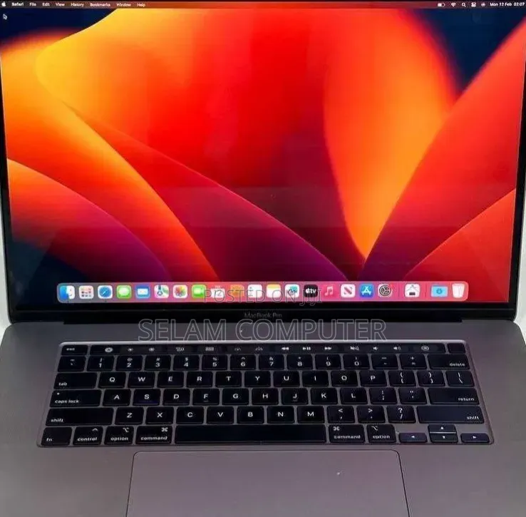 New Laptop Apple MacBook Pro 2019 32GB Intel Core i9 SSD 512GB