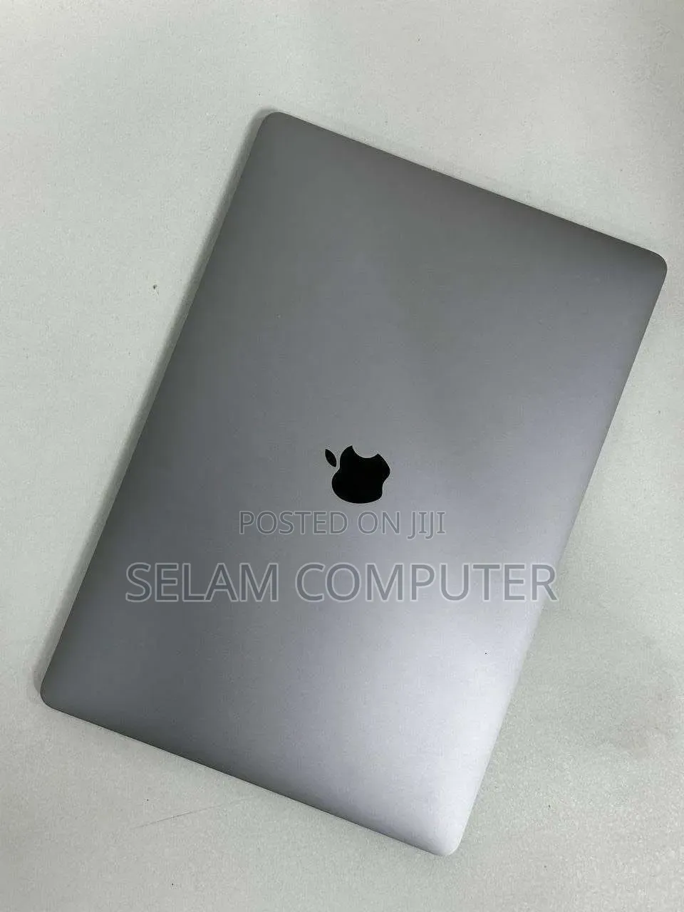 New Laptop Apple MacBook Pro 2019 32GB Intel Core i9 SSD 512GB