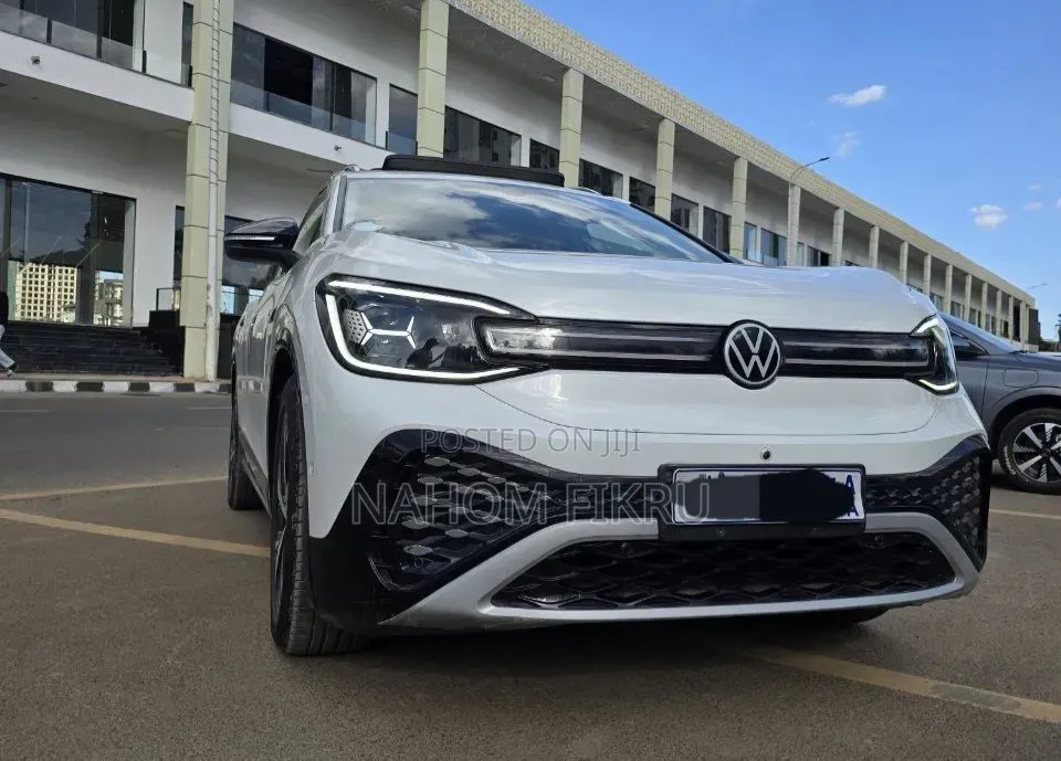 Volkswagen ID.6 2024 White