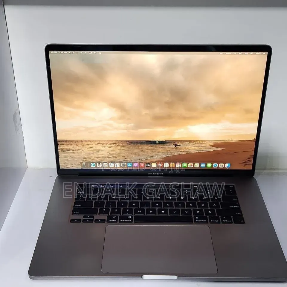New Laptop Apple MacBook Pro 2019 32GB Intel Core i9 SSD 1T