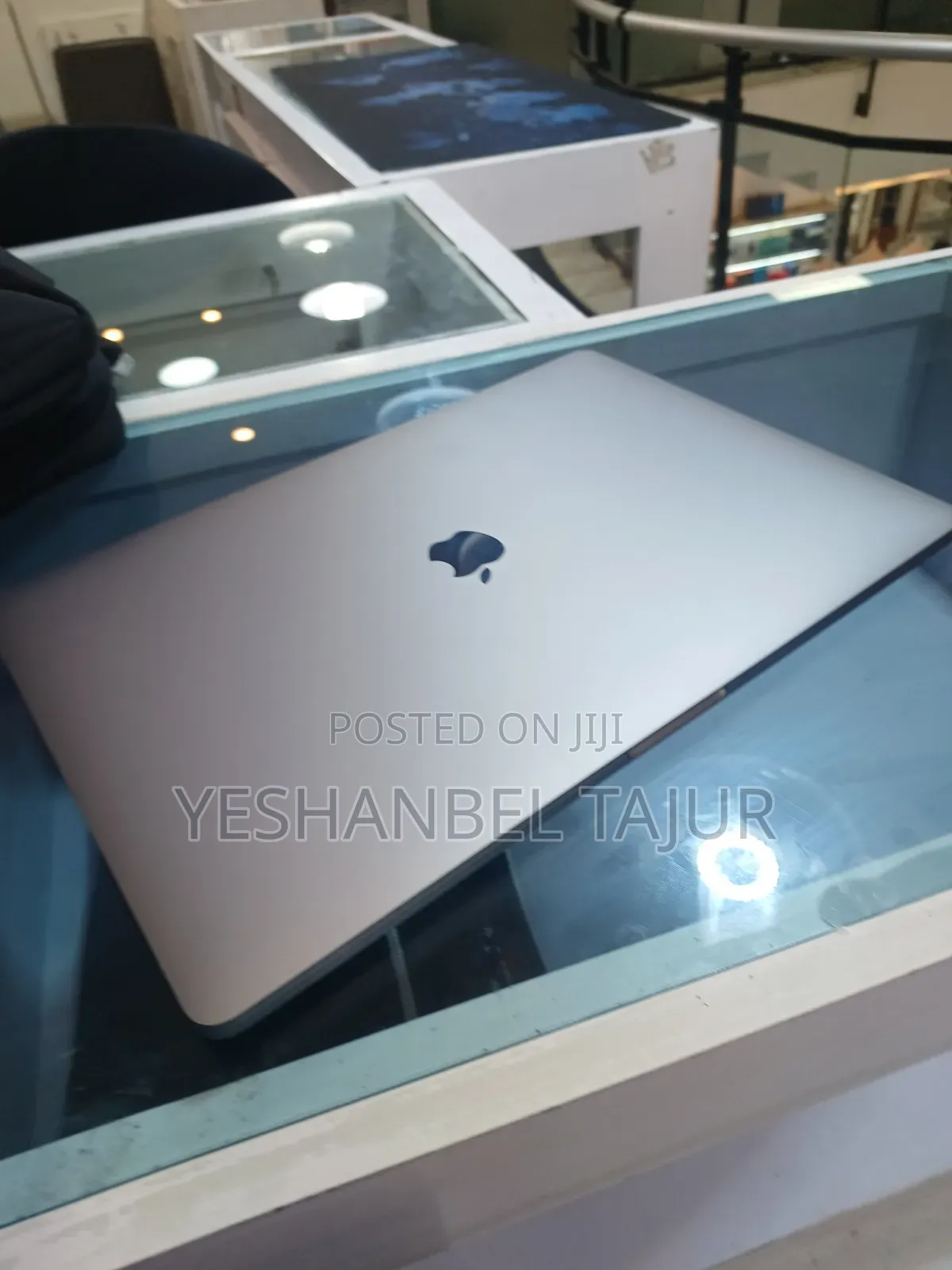 New Laptop Apple MacBook Air 2017 8GB Intel Core i5 SSD 256GB