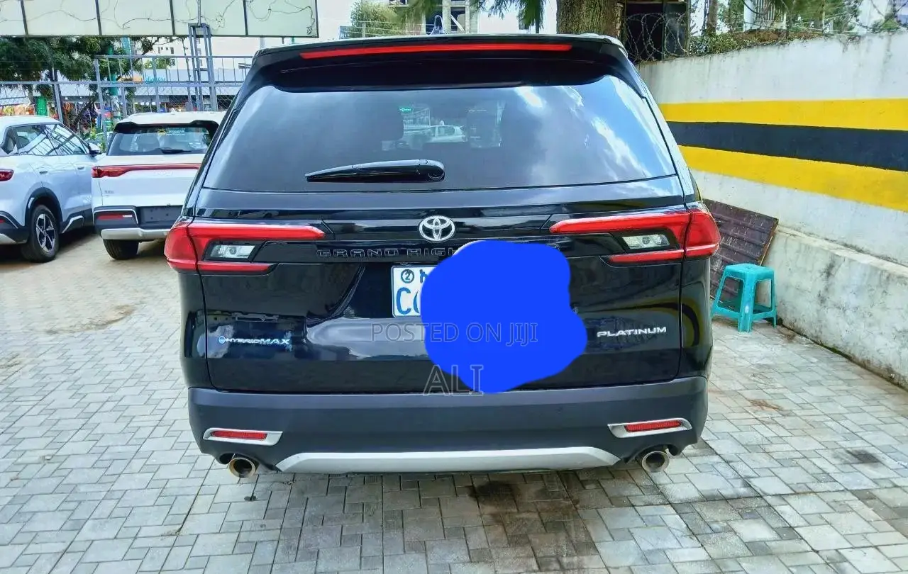 Toyota Grand Highlander Hybrid 2024 Black