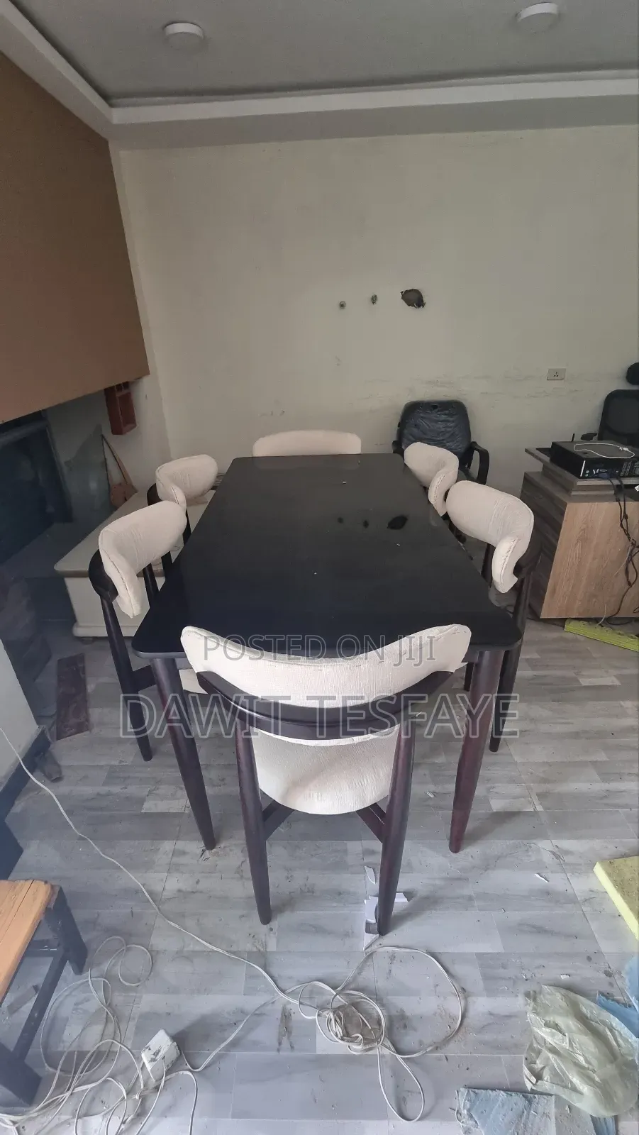 Dinning Table