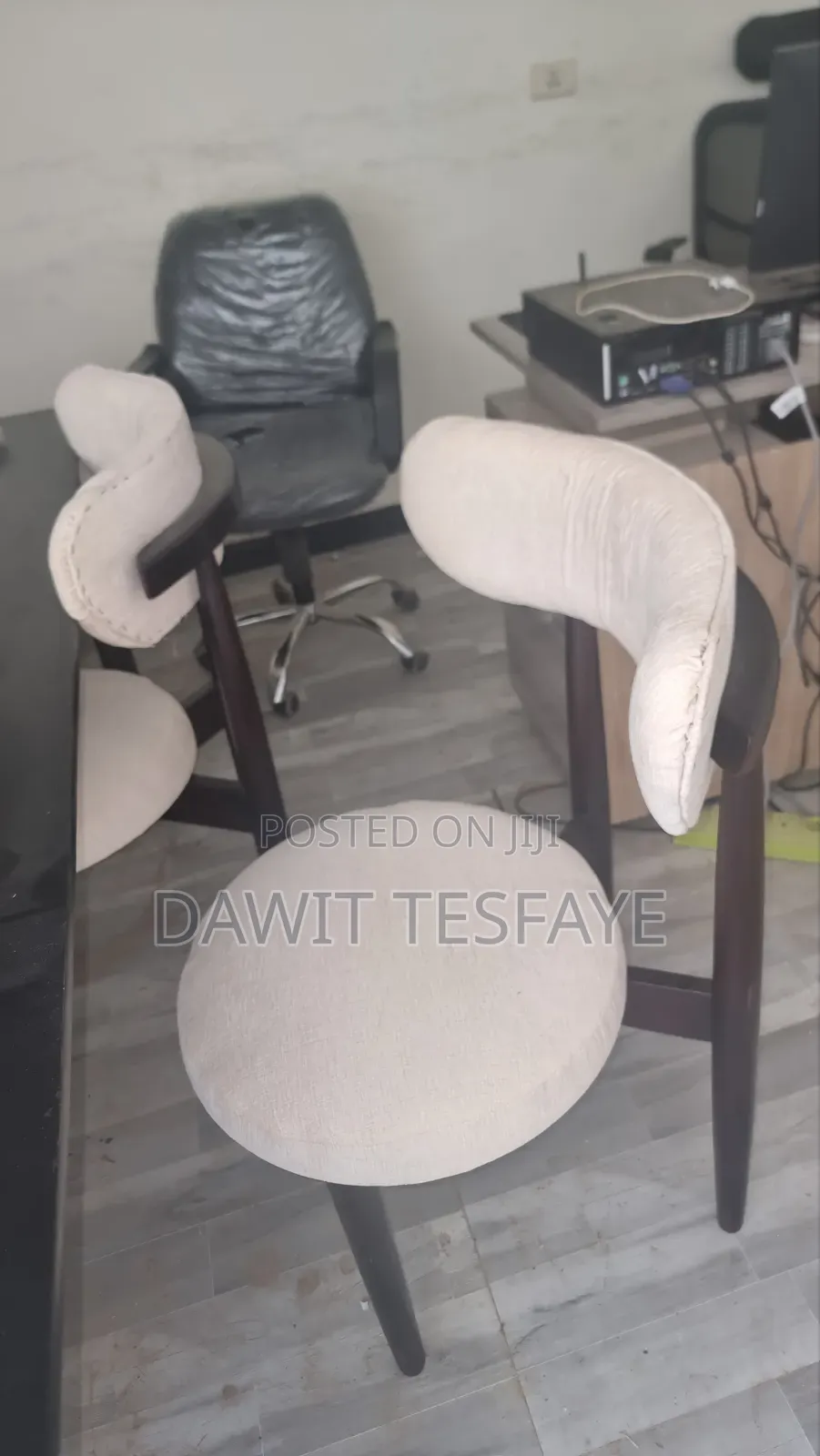 Dinning Table