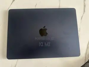 New Laptop Apple MacBook Air 2025 M4 13-inch 16GB Apple M4 SSD 256GB