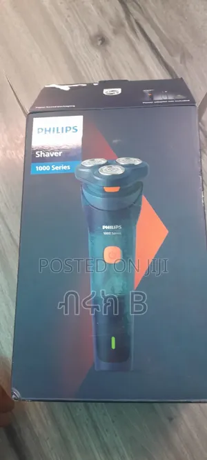 Philips Shaver 1000 Series Rechargeable Electric Razor for Men