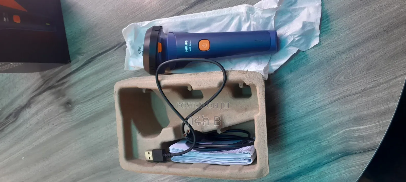 Philips Shaver 1000 Series Rechargeable Electric Razor for Men