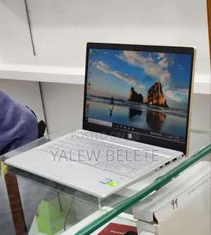 New Laptop HP Pavilion 14 8GB Intel Core i5 SSD 512GB
